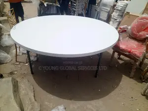 Table by 10 People