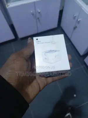 20w iPhone Power Adapter