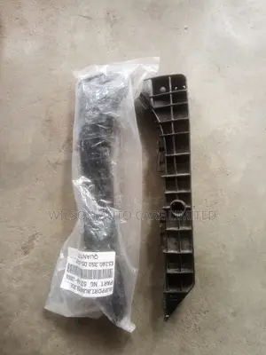 Es 350 Bumper Hanger