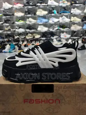 High Sole Fashion Sneakers