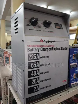 Schumacher Se-4225 Battery Charger/Engine Starter