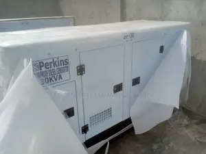 30kva Perkins Sound-Proof Diesel Generator 100% Copper