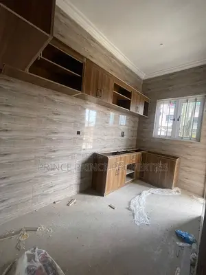 Furnished 2bdrm Block of Flats in Surulere for rent