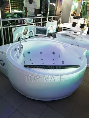 Executive England Jacuzzi With Television 098