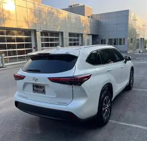 Rear Bumper Toyota Highlander 2021