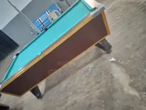 Snooker Coin Table With Accessories B6