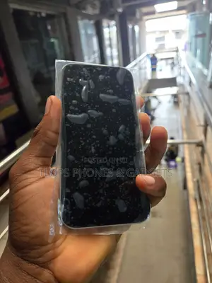 Apple iPhone 15 256 GB Gray
