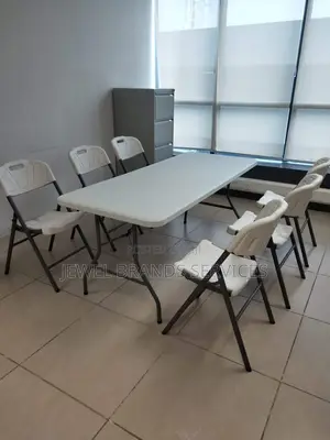 Foldable Table 6 Feet