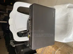 Leaves King Briefcase