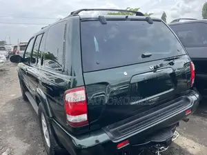 Nissan Pathfinder LE AWD SUV (3.5L 6cyl 4A) 2003 Green