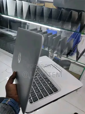 Laptop HP EliteBook 820 G3 8GB Intel Core I7 HDD+SSD 256GB
