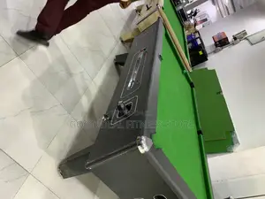 Standard South African Coin and Marble Snooker Board