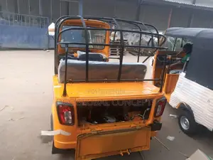 New Piaggio 2022 Yellow