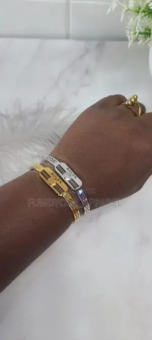 Fashionable Female Gold Bangle