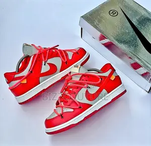 Original NIKE X OFF-WHITE X Dunk Low Available in Store