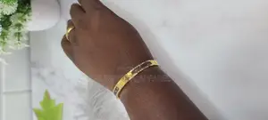 Quality Female Steel Wrist Gold Bangle