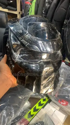 Praditor Helmet
