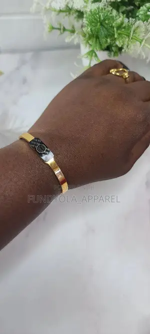 Quality Female Steel Wrist Gold Bangle