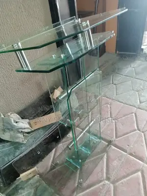 High Quality Thick Glass Pulpit