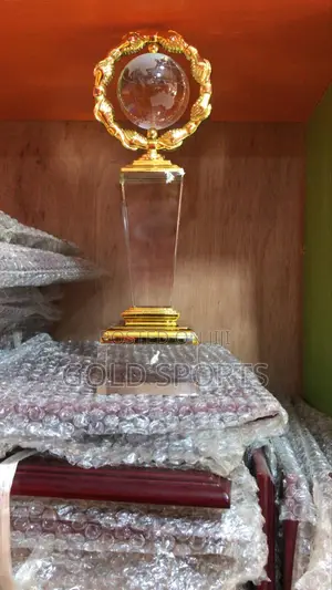 Trophy Glass Award C4