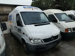 Mercedes-Benz Sprinter 2006 White