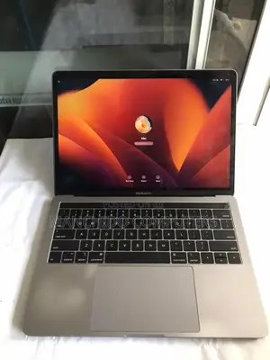 Laptop Apple MacBook 2018 8GB Intel Core I5 SSD 512GB