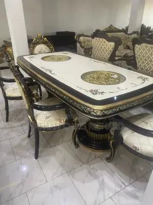 Royal Quality Dinning Table