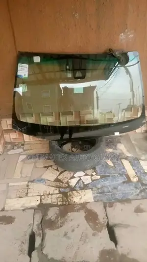Toyota Highlander Windscreen AVAILABLE