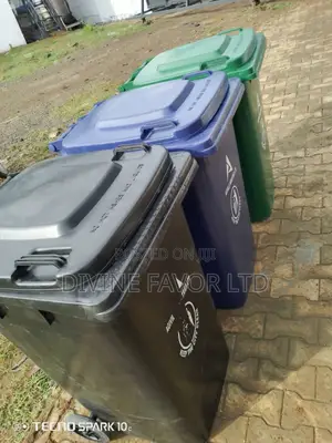 240 Litres Waste Bin/Dusbin/Wheeler