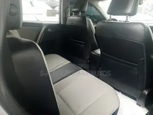 Toyota RAV4 2017 Silver