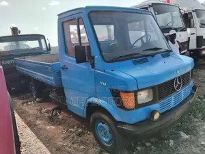 Mercedes-Benz 2004 Blue