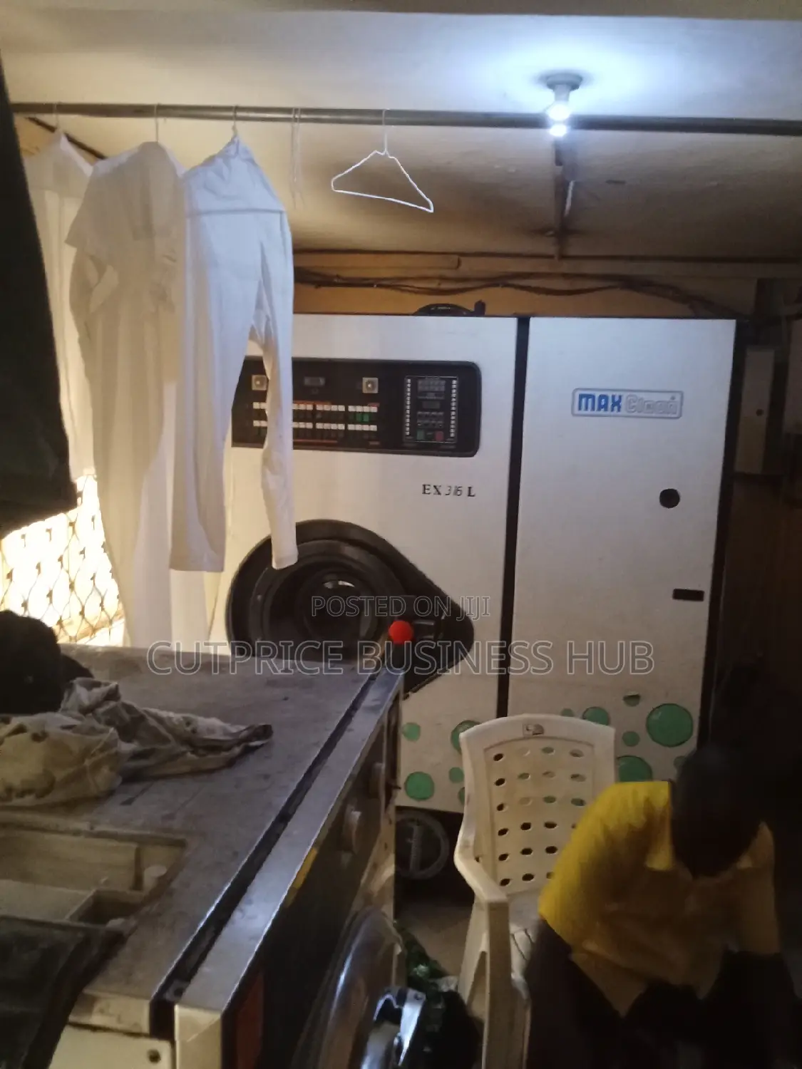 Professional Laundry Drycleaning Service