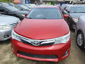 Toyota Camry LE 4dr Sedan (2.5L 4cyl 6A) 2012 Red