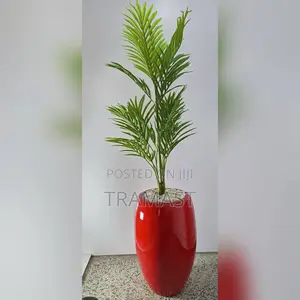 Artificial Palm Potted Plants With Fiberglass Pot