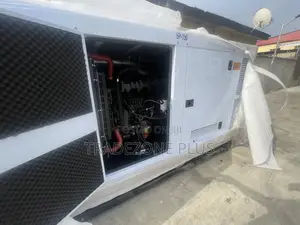 Popular 150kva Perkins SOUNDPROOF DIESEL GENERATOR