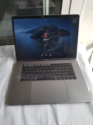 Laptop Apple MacBook Pro 2016 16GB Intel Core I7 SSD 1T