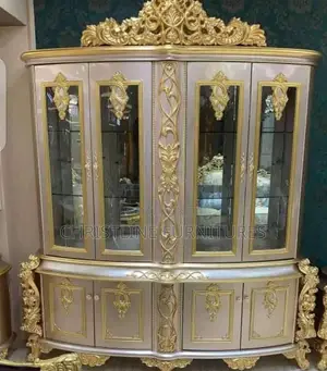 Quality Royal Bar