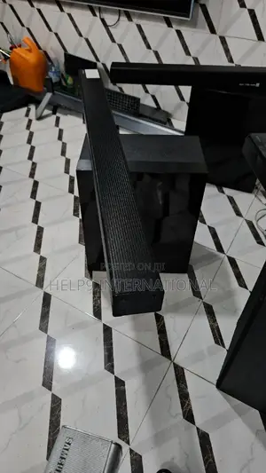 3D Samsung Soundbar H550 410w Subwoofer Dolby Digital 5.1 Ch