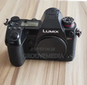 Panasonic LUMIX S1R Camera Body UK Used