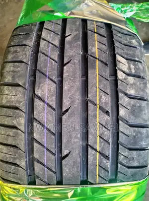 295/35r21 Bearway Tyre