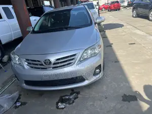 Toyota Corolla 2011 Silver