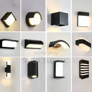 Outdoor Wall Light