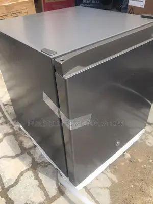 Hisense Bed Side Refrigerator 045DR
