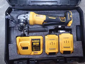 4 1/2 Dewalt Cordless Grinding Machine