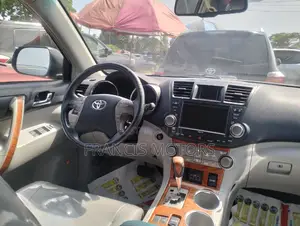 Toyota Highlander Limited 2010 Silver