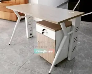 Top Quality Imported Office Table