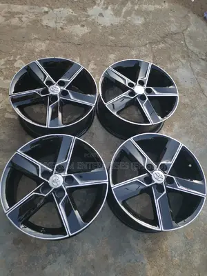 Toyota Camry 2012 Model 17 Rim