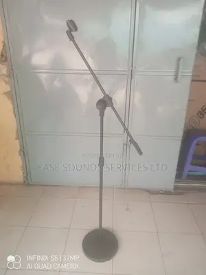 Microphone Stand (Roundbass)
