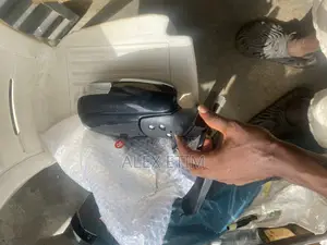 Side Mirror Corolla 2005 With Pointer