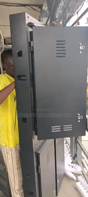Billboards Cabinet Screens